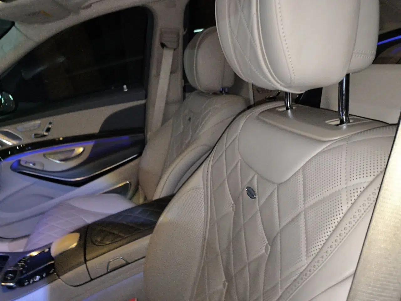 Mercedes-Benz Maybach S-Class 2019 S 680 Dual-Tone Collector's Edition — миниатюра 15