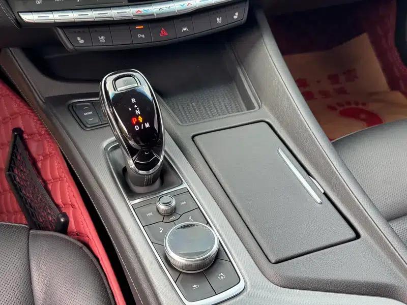 2023 Cadillac CT5 28T Luxury Standard Edition — миниатюра 12