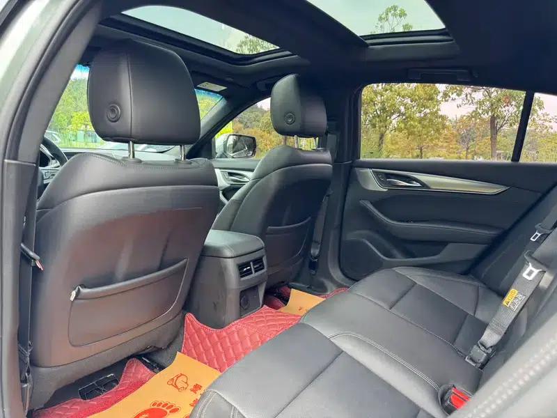 2023 Cadillac CT5 28T Luxury Standard Edition — миниатюра 15