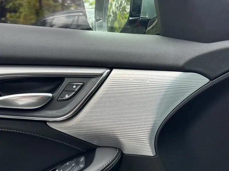 2023 Cadillac CT5 28T Luxury Standard Edition — миниатюра 8
