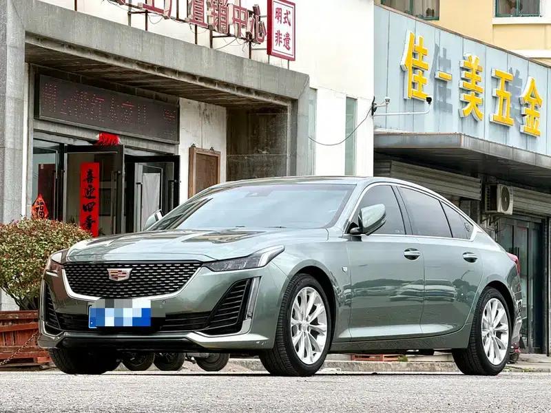 2022 Cadillac CT5 28T Luxury — миниатюра 1