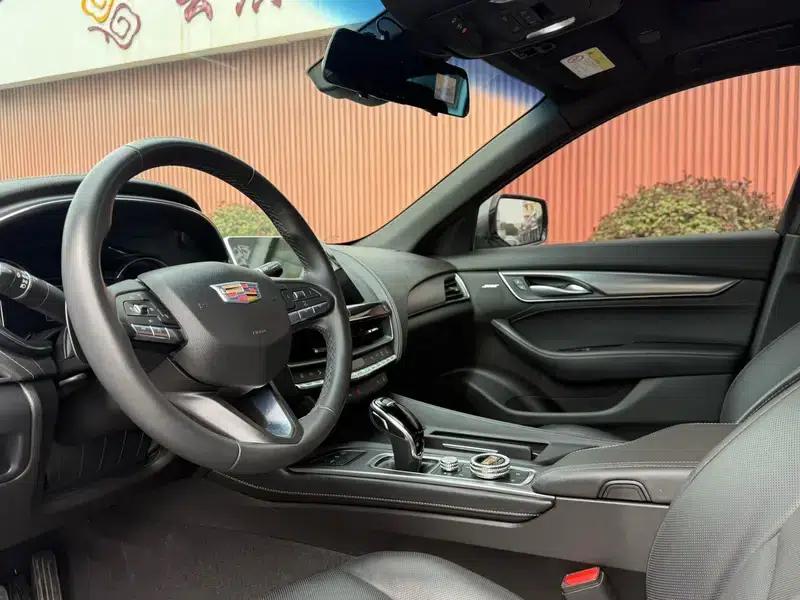 2022 Cadillac CT5 28T Luxury — миниатюра 12