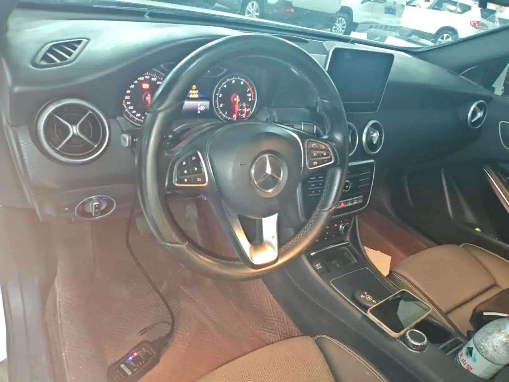 Mercedes-Benz A-Class 2016 A 200 Dynamic Edition — миниатюра 17