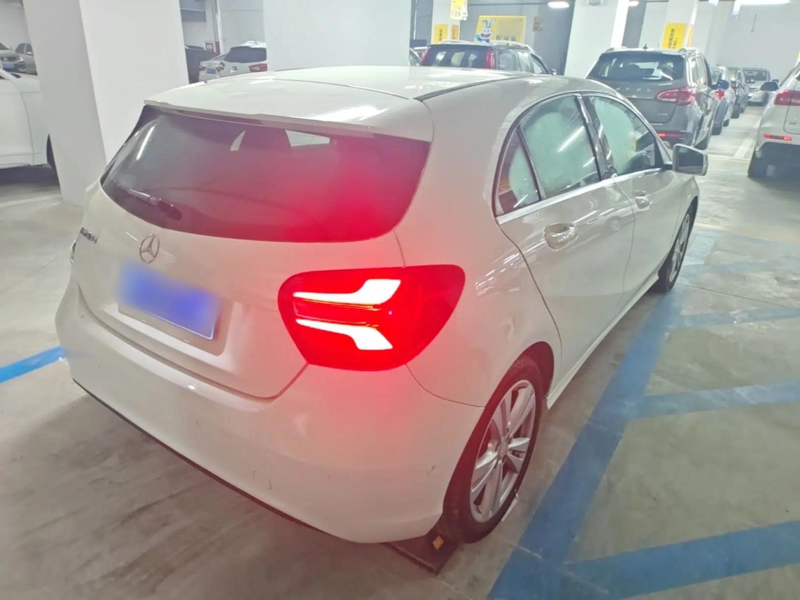 Mercedes-Benz A-Class 2016 A 200 Dynamic Edition — миниатюра 6