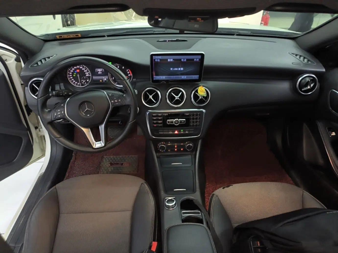 Mercedes-Benz A-Class 2015 A 180 — миниатюра 12