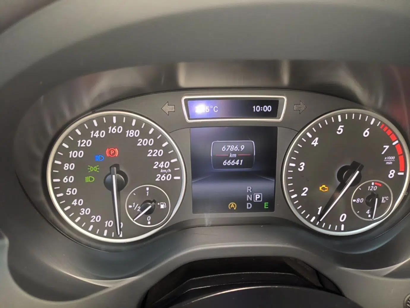 Mercedes-Benz A-Class 2015 A 180 — миниатюра 14