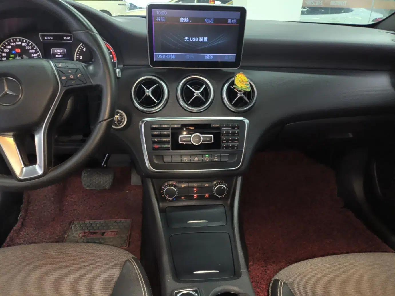 Mercedes-Benz A-Class 2015 A 180 — миниатюра 15