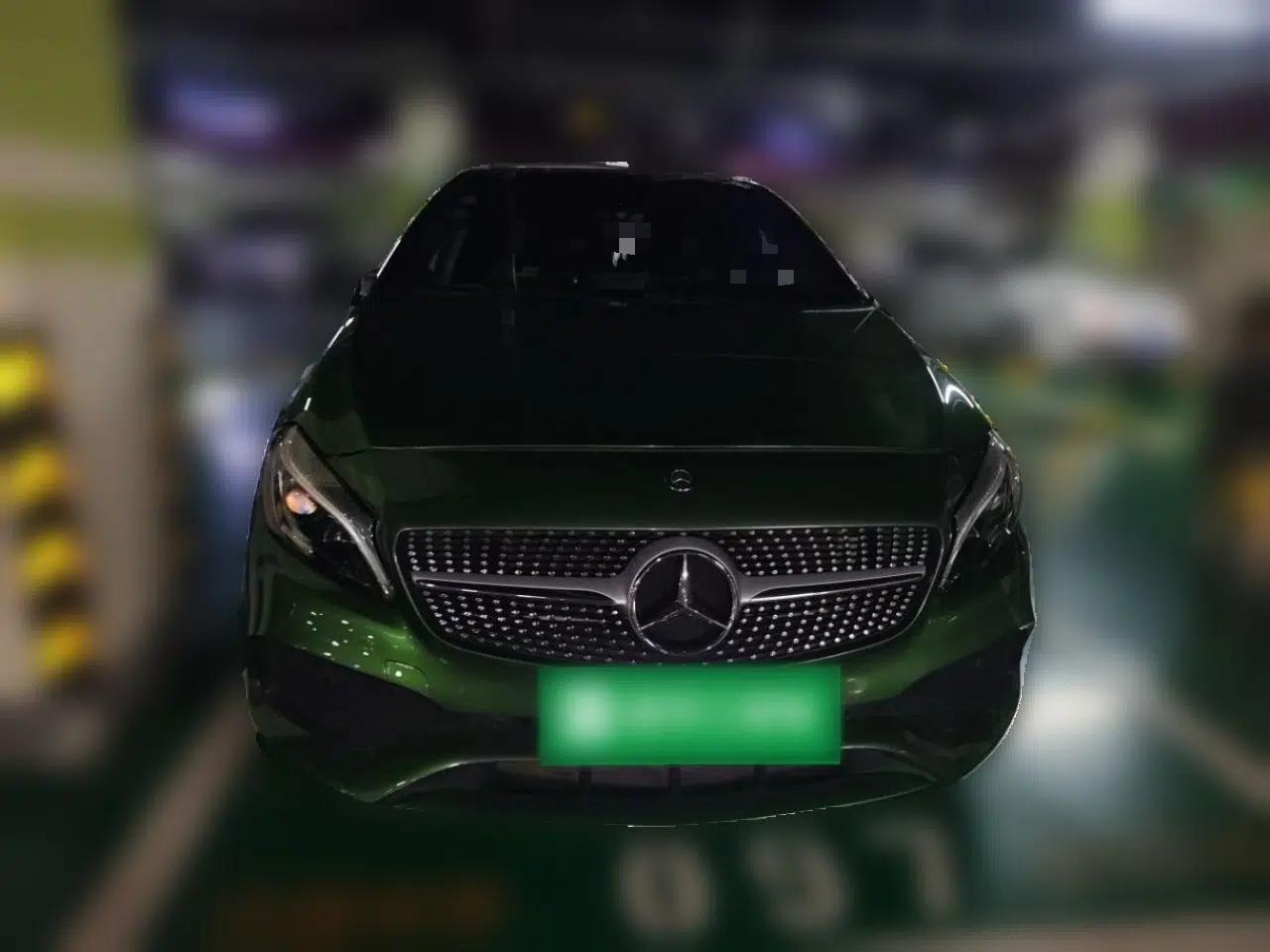 Mercedes-Benz A-Class 2016 A 200 Sport model — миниатюра 2