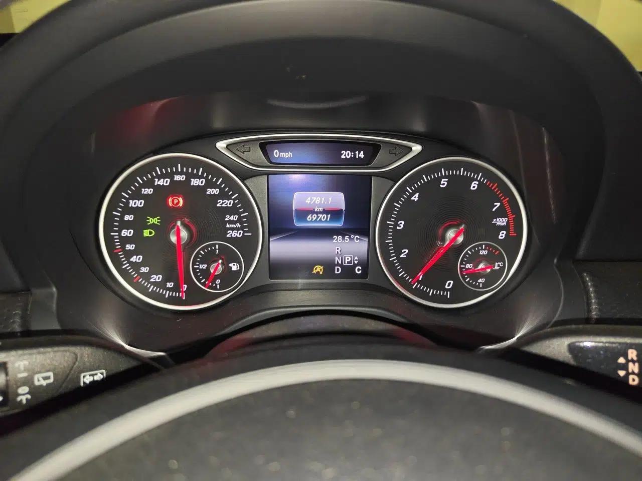 Mercedes-Benz A-Class 2016 A 180 — миниатюра 11