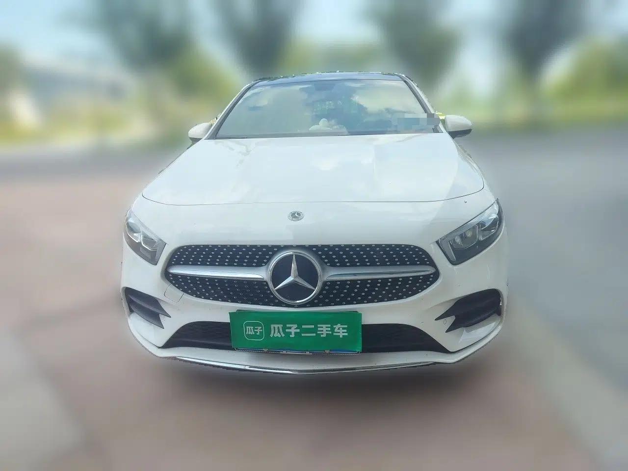 Mercedes-Benz A-Class 2020 A 200 L Sport Sedan — миниатюра 2