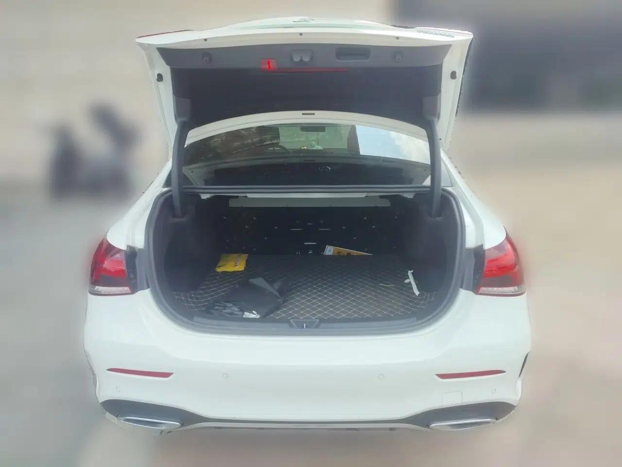Mercedes-Benz A-Class 2020 A 200 L Sport Sedan — миниатюра 19