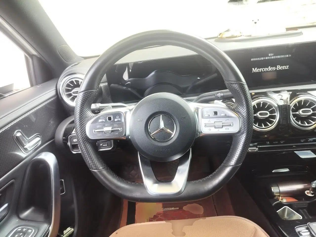 Mercedes-Benz A-Class 2020 A 200 L Sport Sedan — миниатюра 10