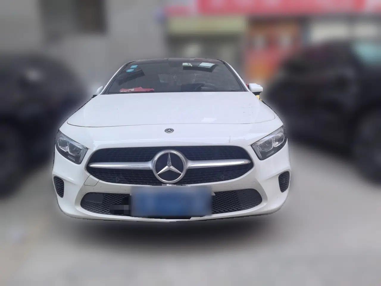 Mercedes-Benz A-Class 2020 A 200 L — миниатюра 2