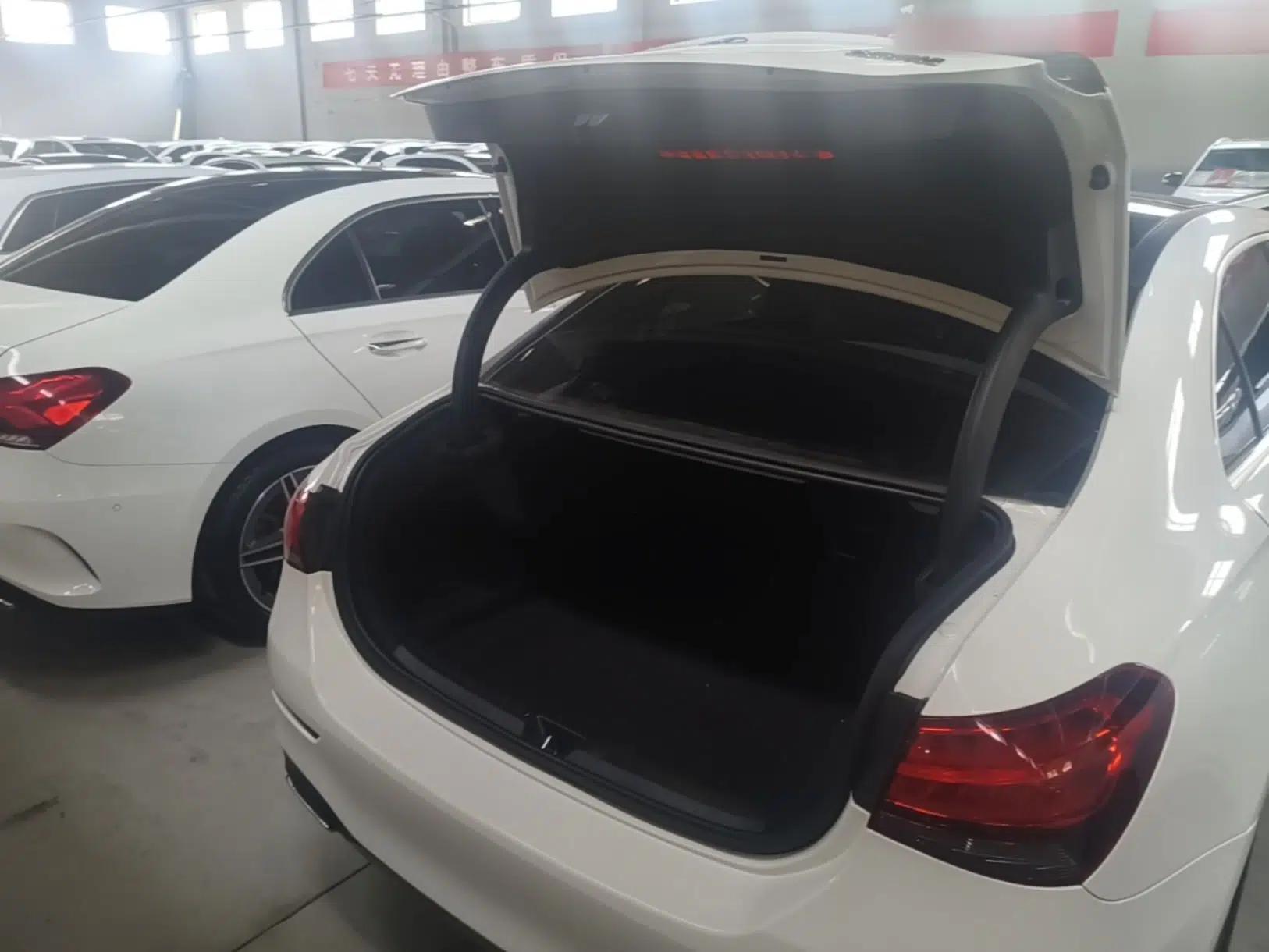 Mercedes-Benz A-Class 2022 Restyled A 180 L Sport Sedan — миниатюра 22