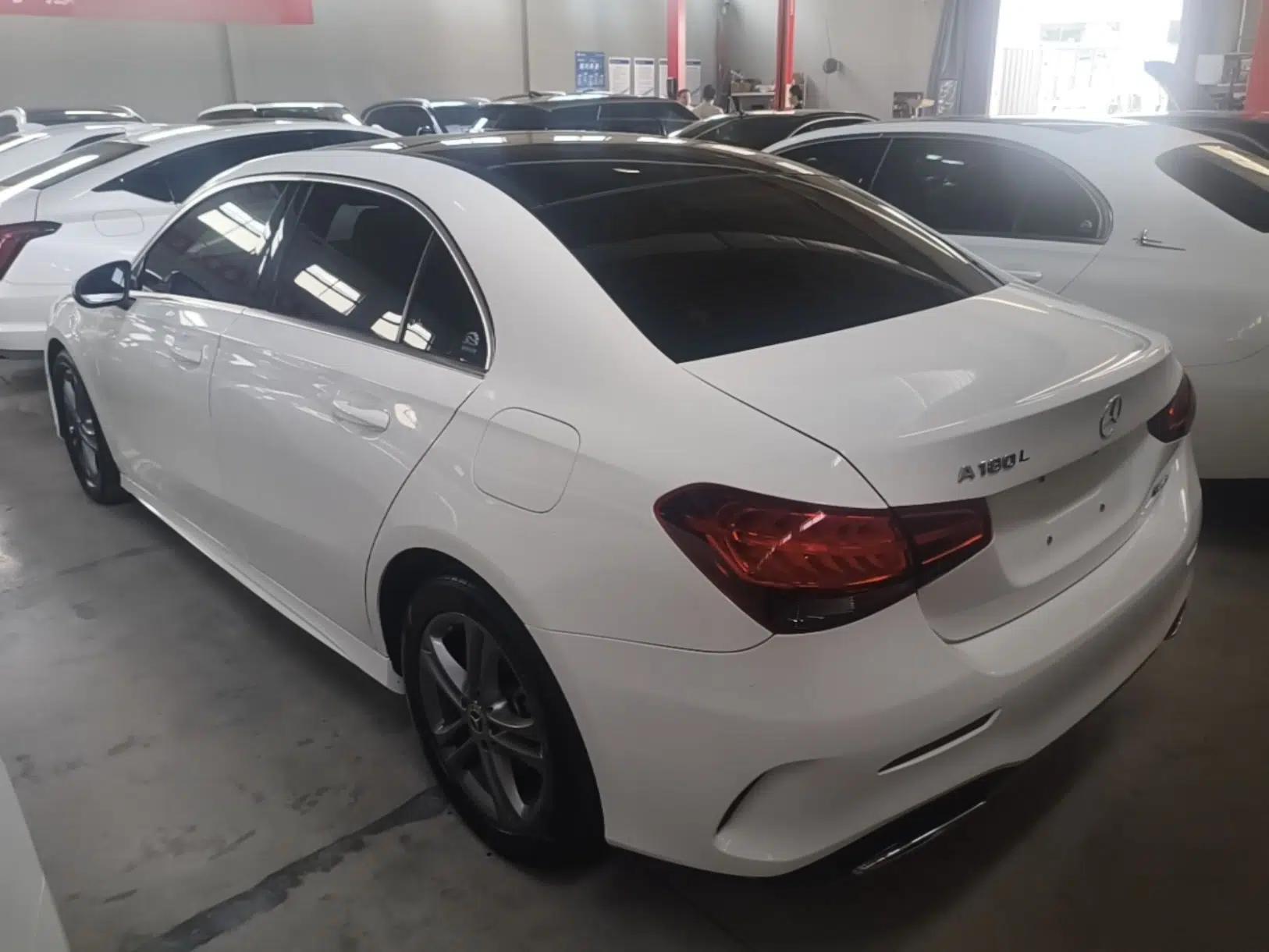 Mercedes-Benz A-Class 2022 Restyled A 180 L Sport Sedan — миниатюра 4