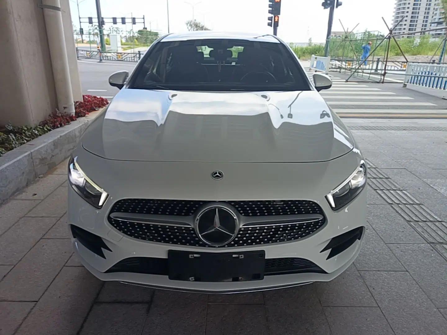 Mercedes-Benz A-Class 2021 A 200 L Sport Sedan Fashion Model — миниатюра 2