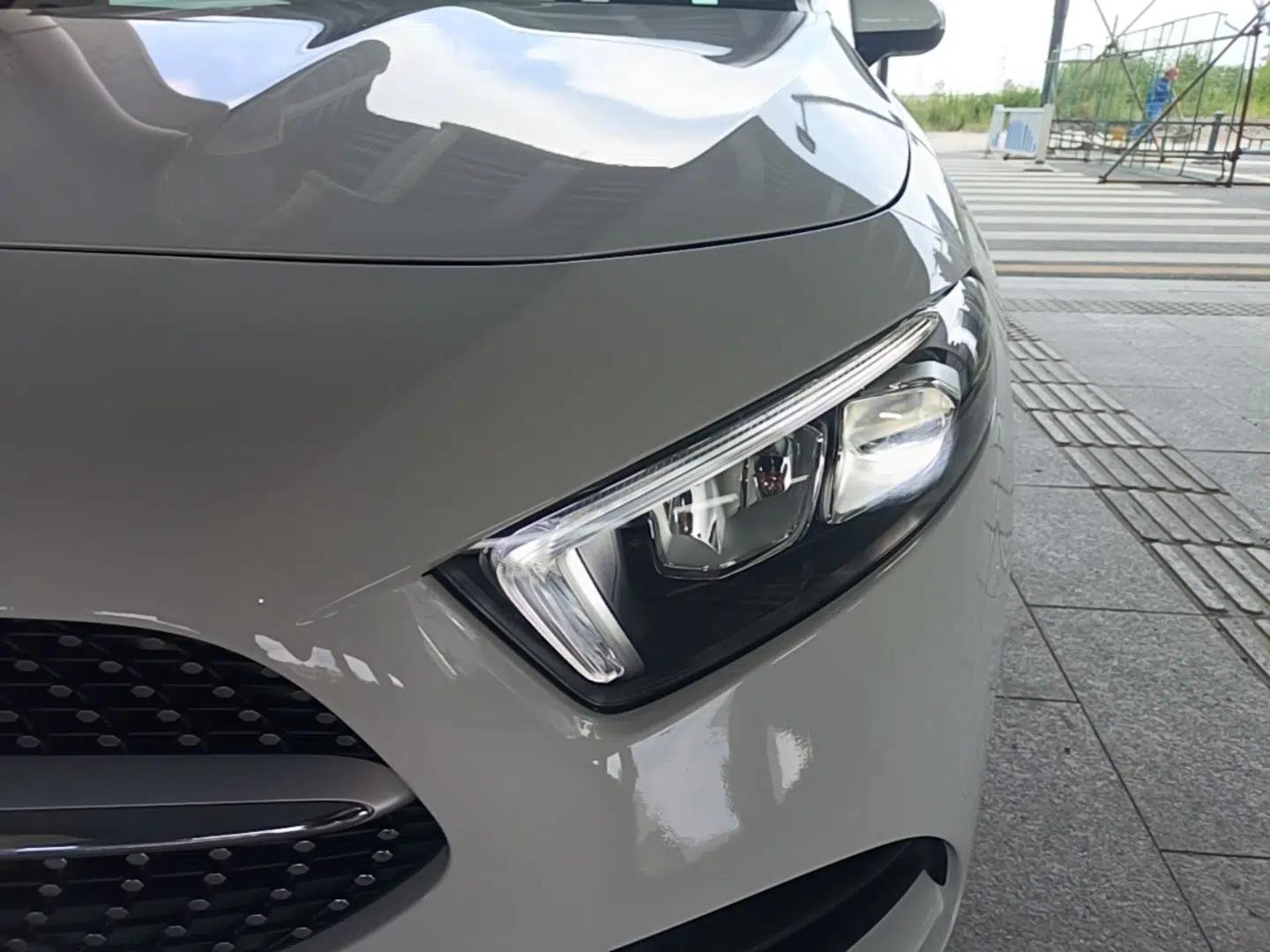 Mercedes-Benz A-Class 2021 A 200 L Sport Sedan Fashion Model — миниатюра 8