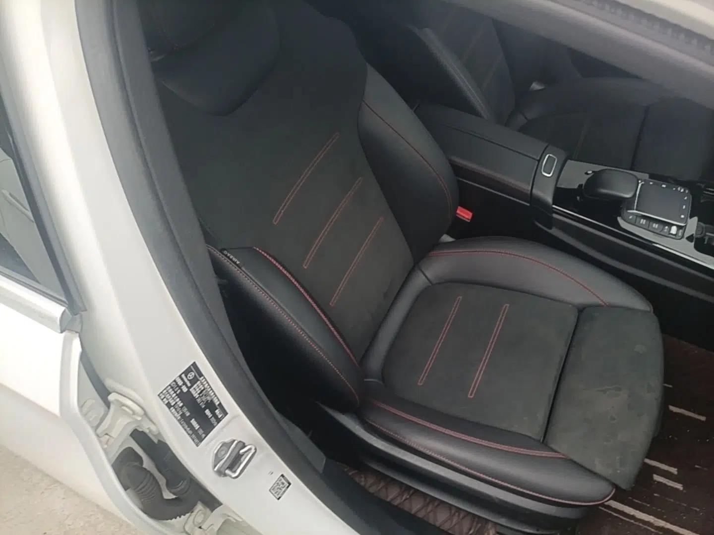Mercedes-Benz A-Class 2023 A 200 L Fashion Model — миниатюра 19