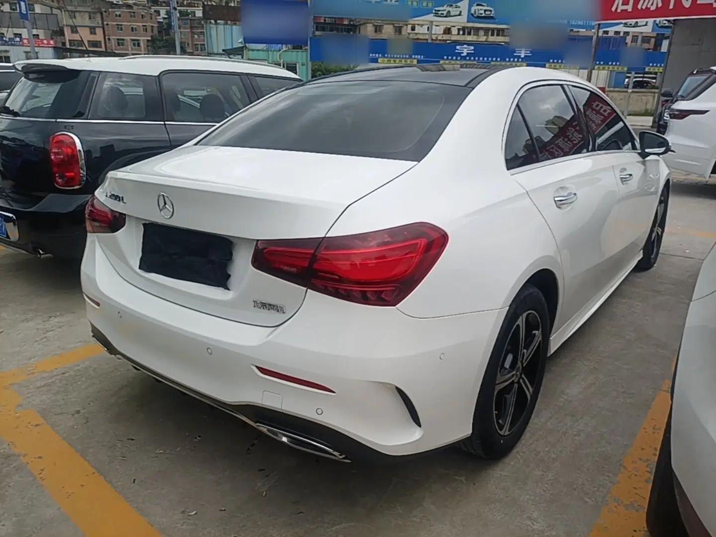 Mercedes-Benz A-Class 2023 A 200 L Fashion Model — миниатюра 6