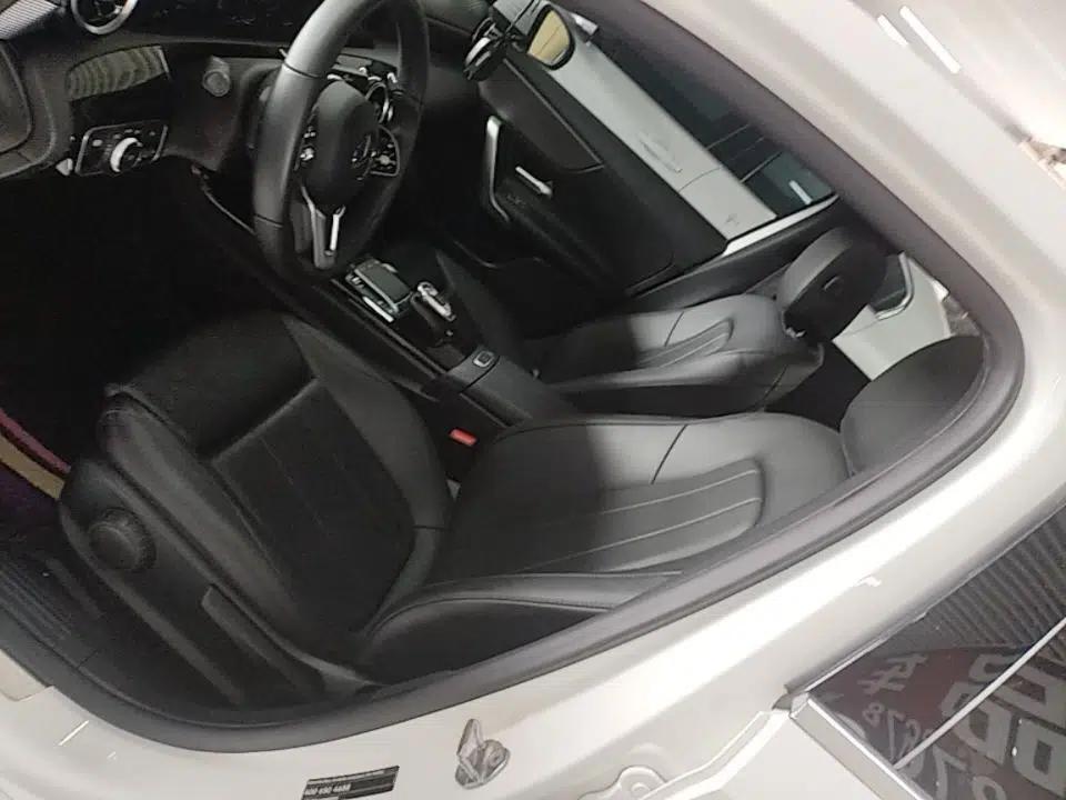 Mercedes-Benz A-Class 2021 Restyled A 180 L Sport Sedan — миниатюра 22