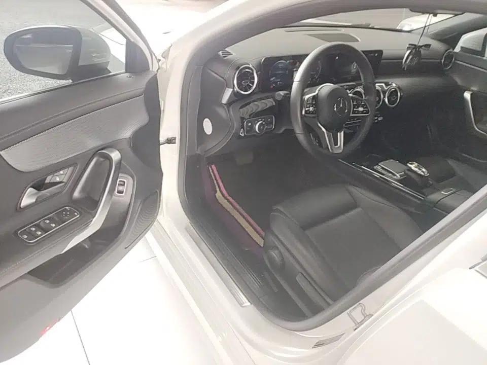 Mercedes-Benz A-Class 2021 Restyled A 180 L Sport Sedan — миниатюра 23