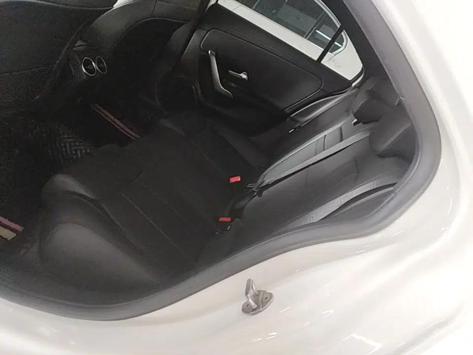 Mercedes-Benz A-Class 2021 Restyled A 180 L Sport Sedan — миниатюра 25