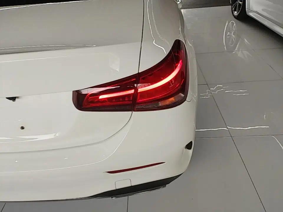 Mercedes-Benz A-Class 2021 Restyled A 180 L Sport Sedan — миниатюра 9