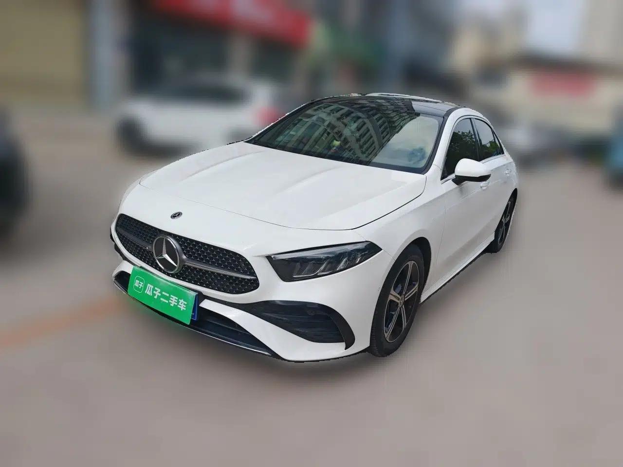 Mercedes-Benz A-Class 2023 A 200 L Fashion Model — миниатюра 1