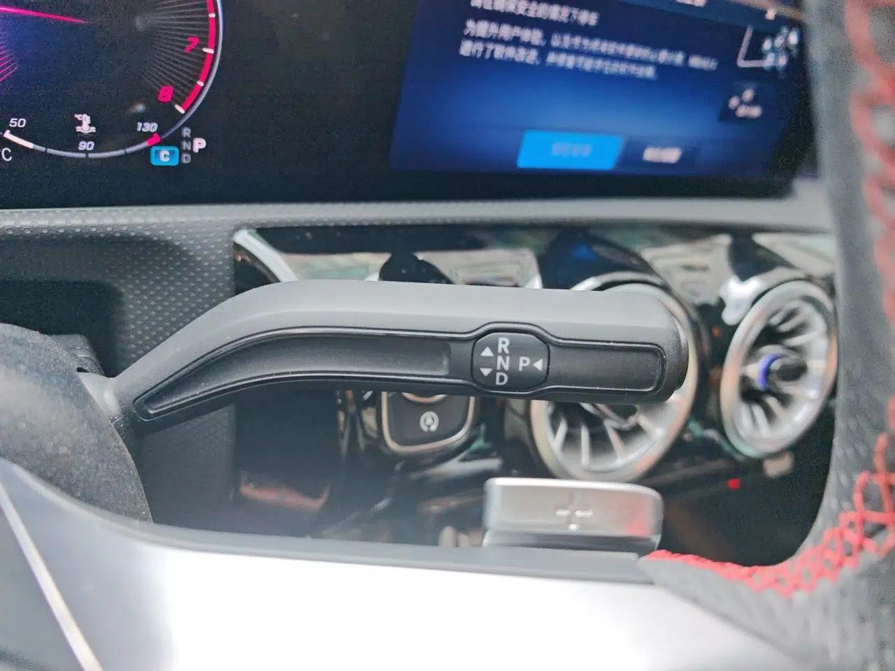 Mercedes-Benz A-Class 2023 A 200 L Fashion Model — миниатюра 14