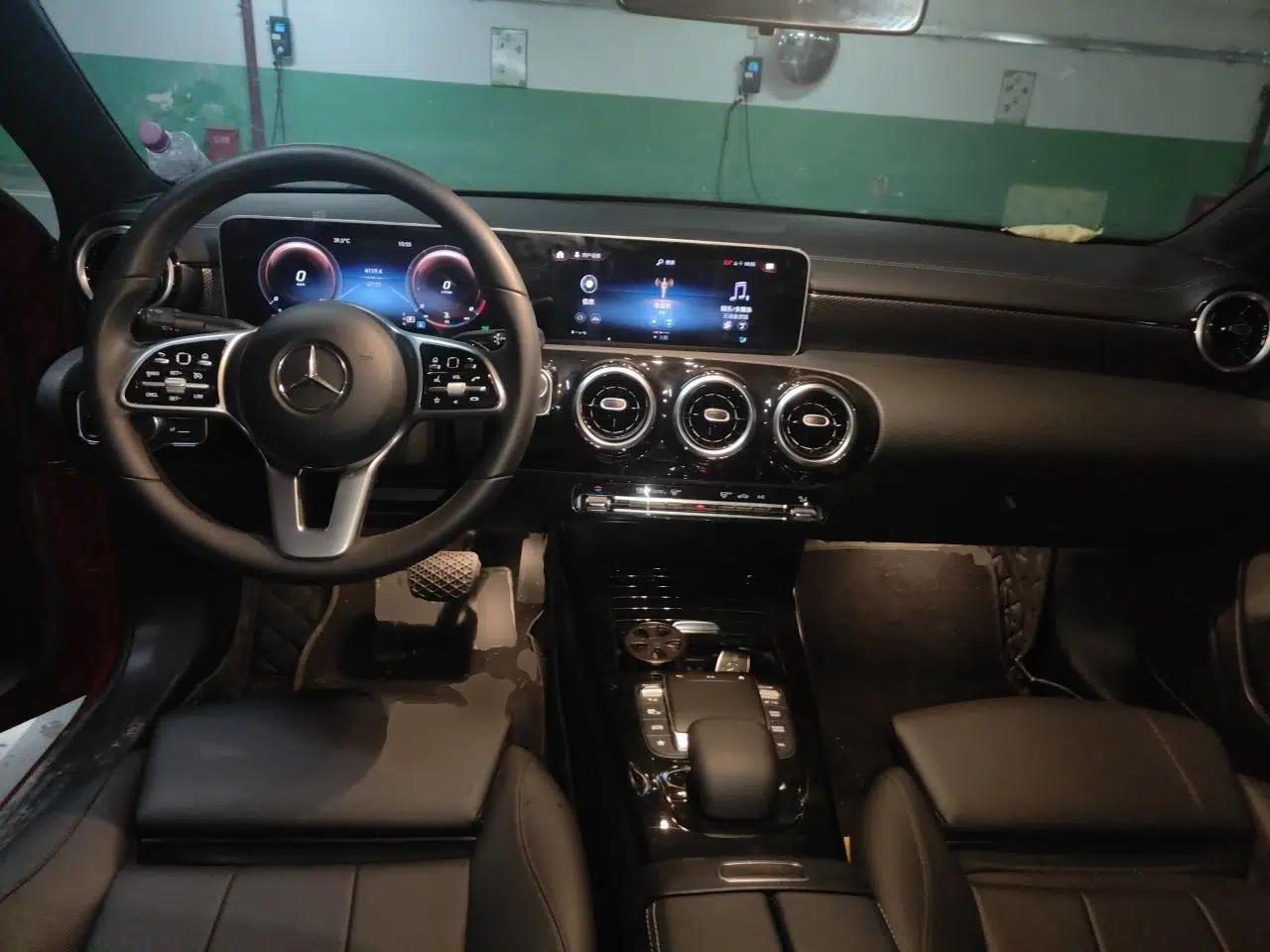 Mercedes-Benz A-Class 2020 Restyled A 200 L Sport Sedan Fashion Version — миниатюра 9