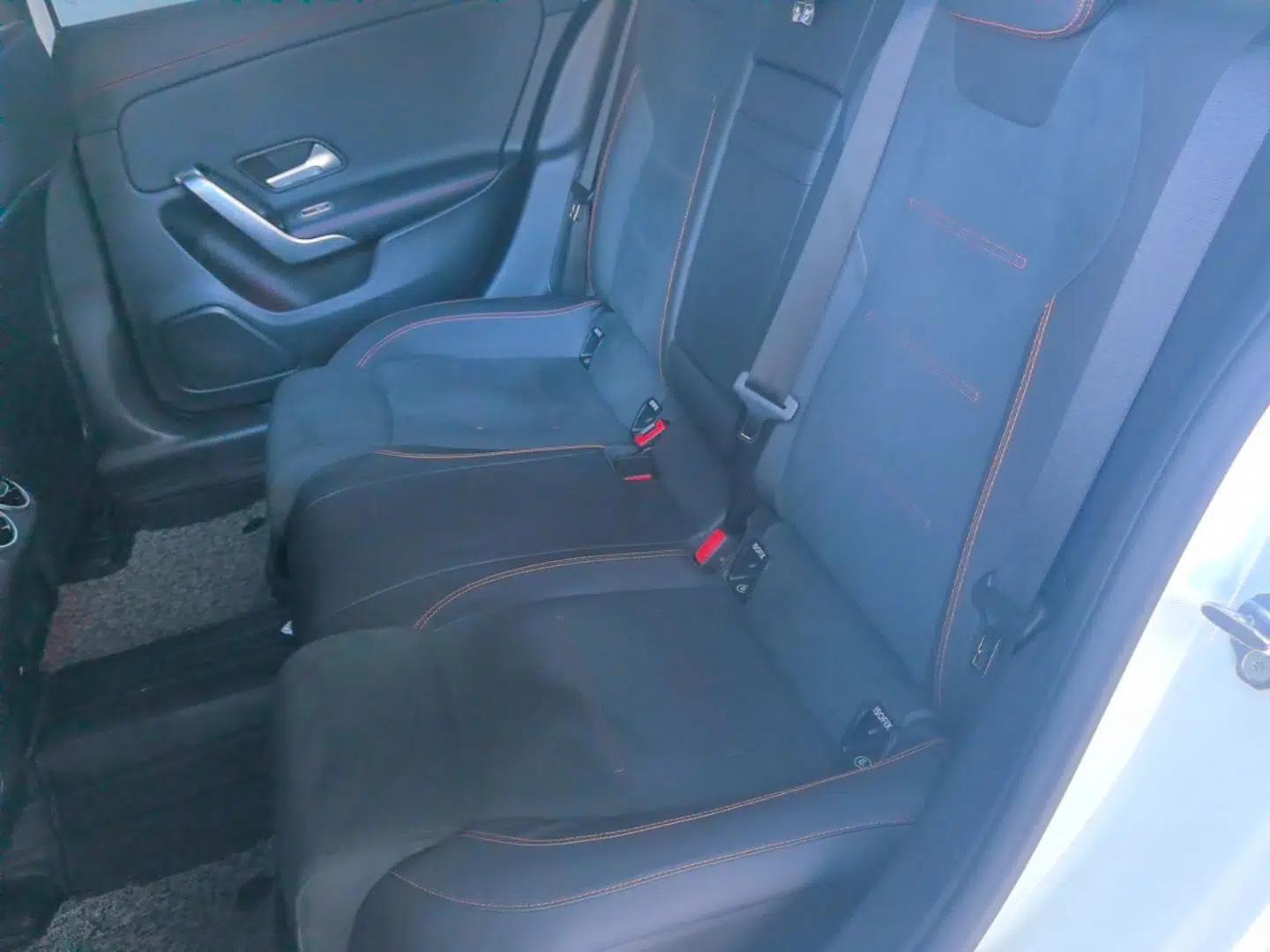 Mercedes-Benz A-Class 2023 A 200 L Fashion Model — миниатюра 20