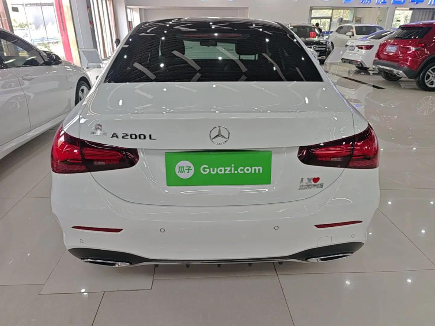 Mercedes-Benz A-Class 2023 A 200 L Fashion Model — миниатюра 5