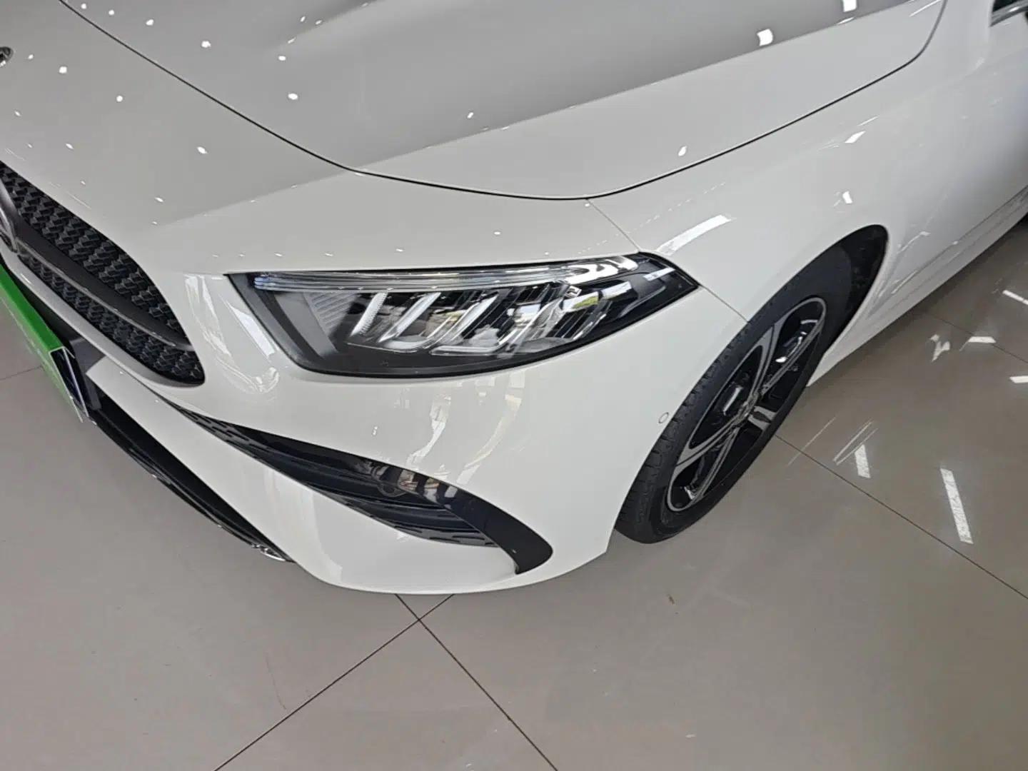 Mercedes-Benz A-Class 2023 A 200 L Fashion Model — миниатюра 8