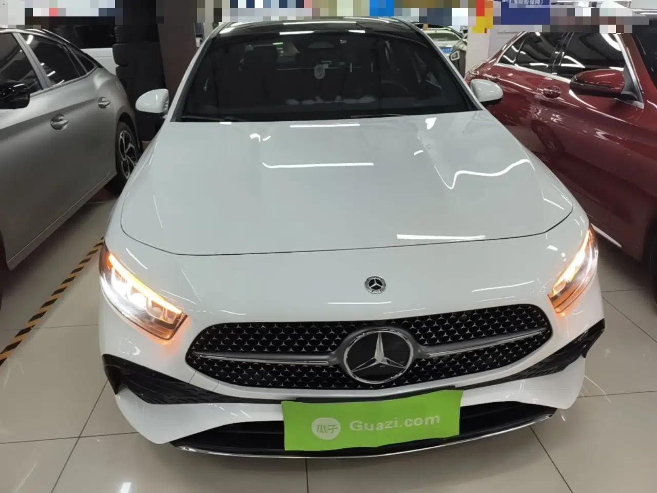Mercedes-Benz A-Class 2024 Updated A 180 L — миниатюра 2