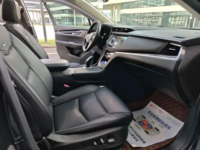 Cadillac XT5 2016 28T AWD Luxury — миниатюра 12