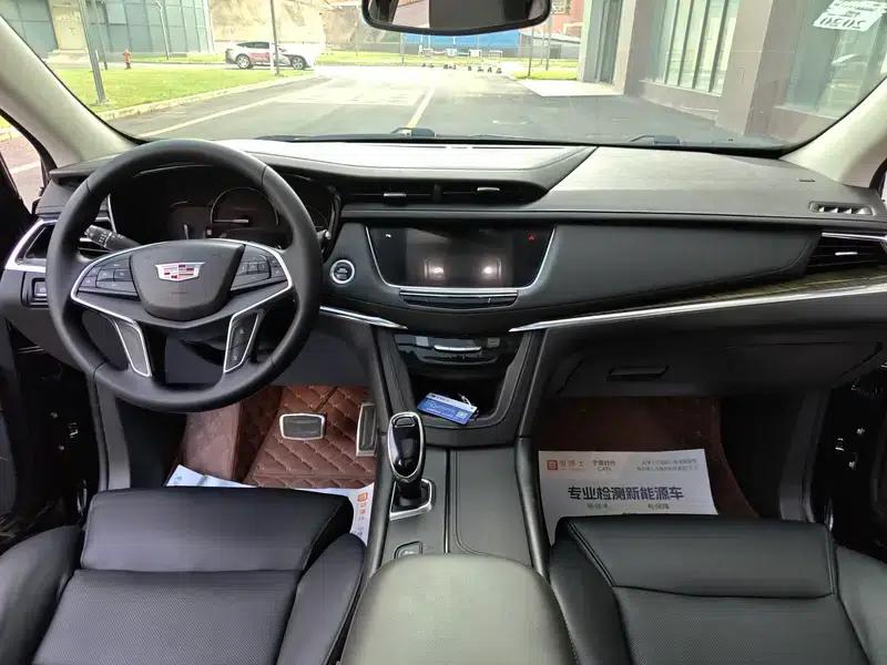 Cadillac XT5 2016 28T AWD Luxury — миниатюра 7