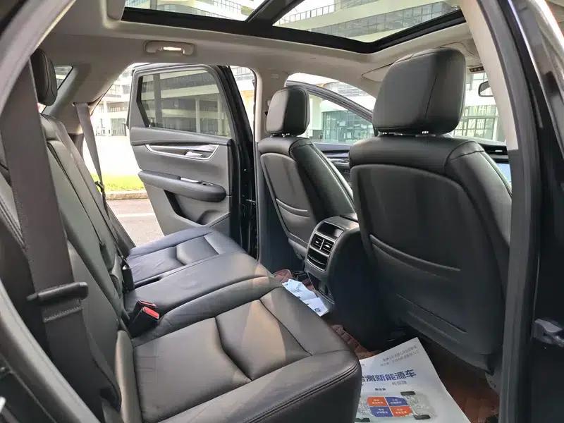 Cadillac XT5 2016 28T AWD Luxury — миниатюра 10