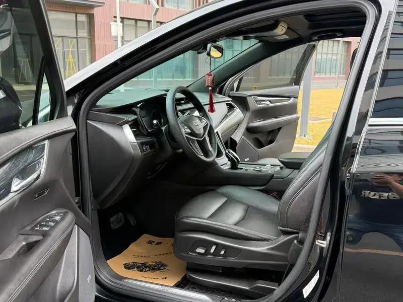 Cadillac XT5 2022 2.0T 2WD Luxury — миниатюра 8