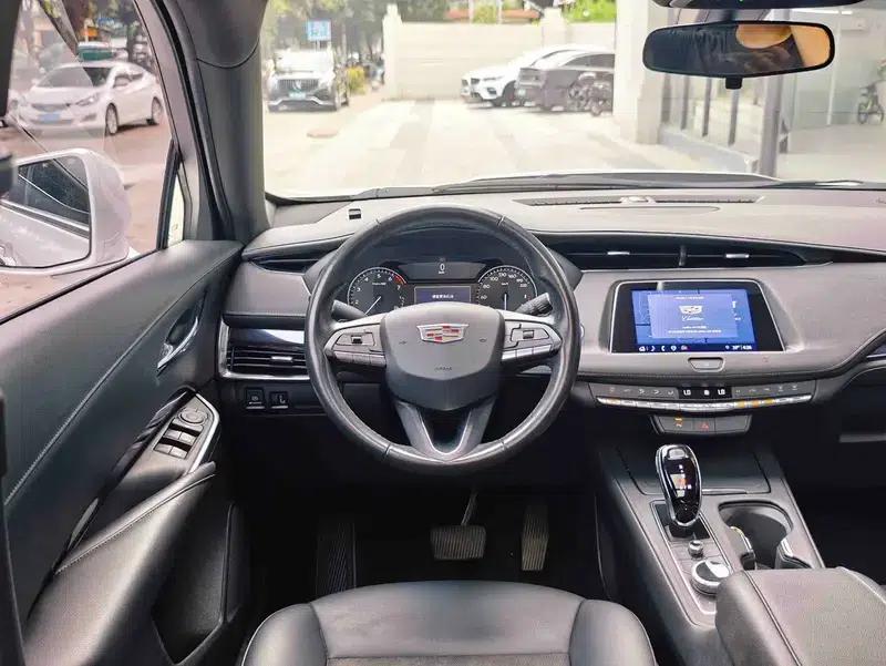 Cadillac XT4 2021 28T Two-Wheel Drive Technology Edition — миниатюра 7