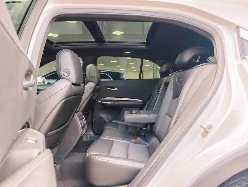 Cadillac XT4 2021 28T Two-Wheel Drive Technology Edition — миниатюра 9