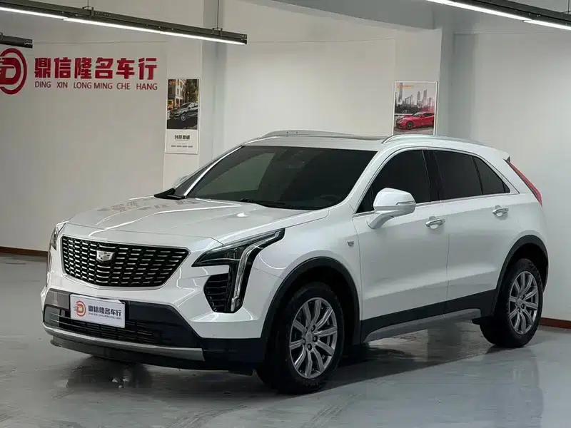 Cadillac XT4 2021 28T Two-Wheel Drive Premium Edition — миниатюра 1