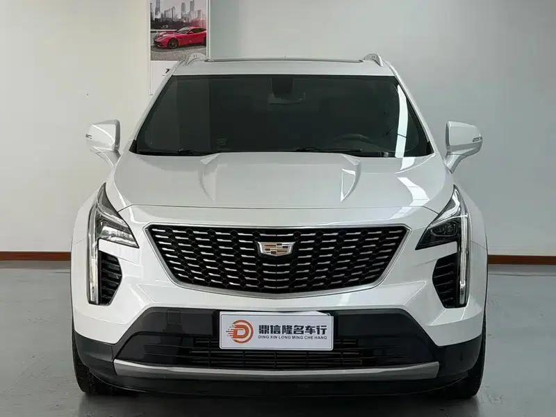 Cadillac XT4 2021 28T Two-Wheel Drive Premium Edition — миниатюра 2