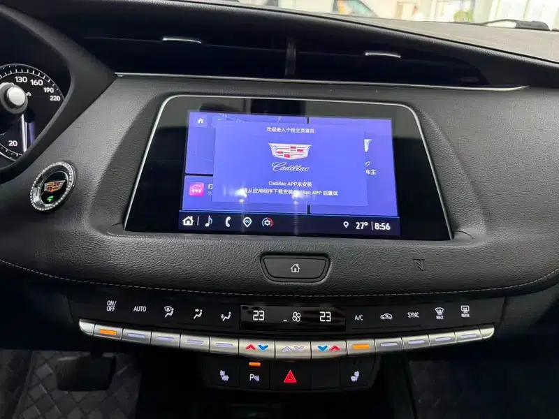 Cadillac XT4 2021 28T Two-Wheel Drive Premium Edition — миниатюра 14
