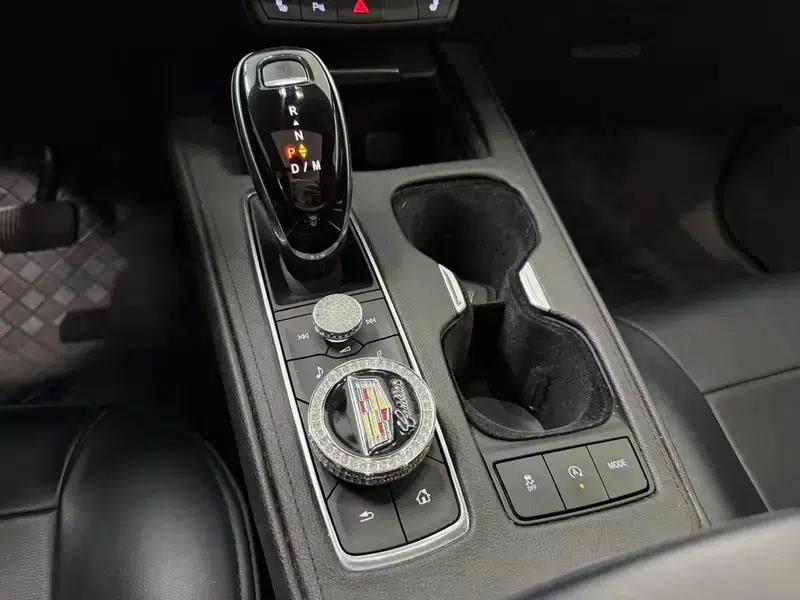 Cadillac XT4 2021 28T Two-Wheel Drive Premium Edition — миниатюра 17