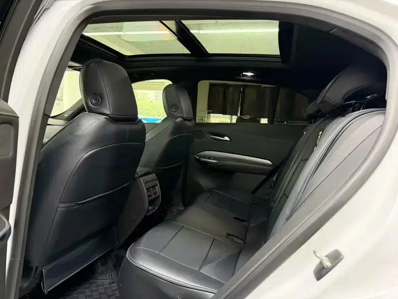 Cadillac XT4 2021 28T Two-Wheel Drive Premium Edition — миниатюра 20