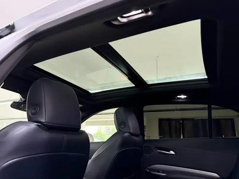 Cadillac XT4 2021 28T Two-Wheel Drive Premium Edition — миниатюра 21