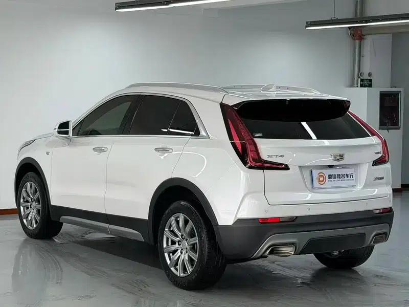 Cadillac XT4 2021 28T Two-Wheel Drive Premium Edition — миниатюра 4