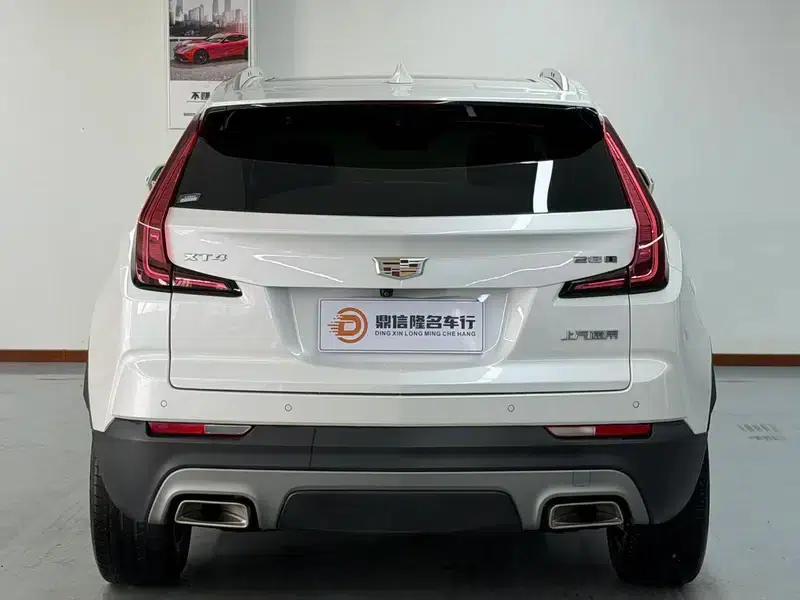 Cadillac XT4 2021 28T Two-Wheel Drive Premium Edition — миниатюра 5