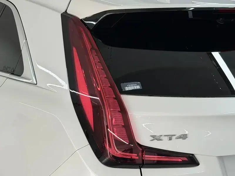 Cadillac XT4 2021 28T Two-Wheel Drive Premium Edition — миниатюра 9