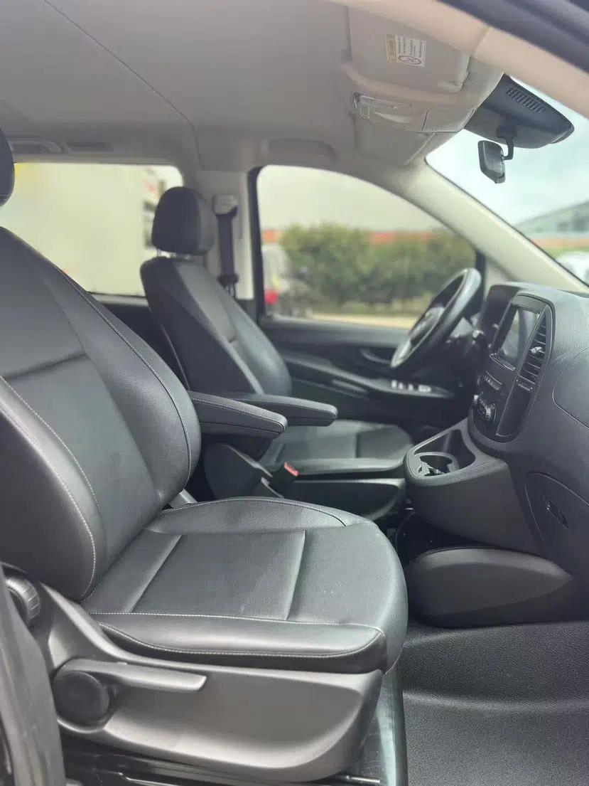 Mercedes-Benz Vito 2021 2.0T Elite Version 7 Seats — миниатюра 11